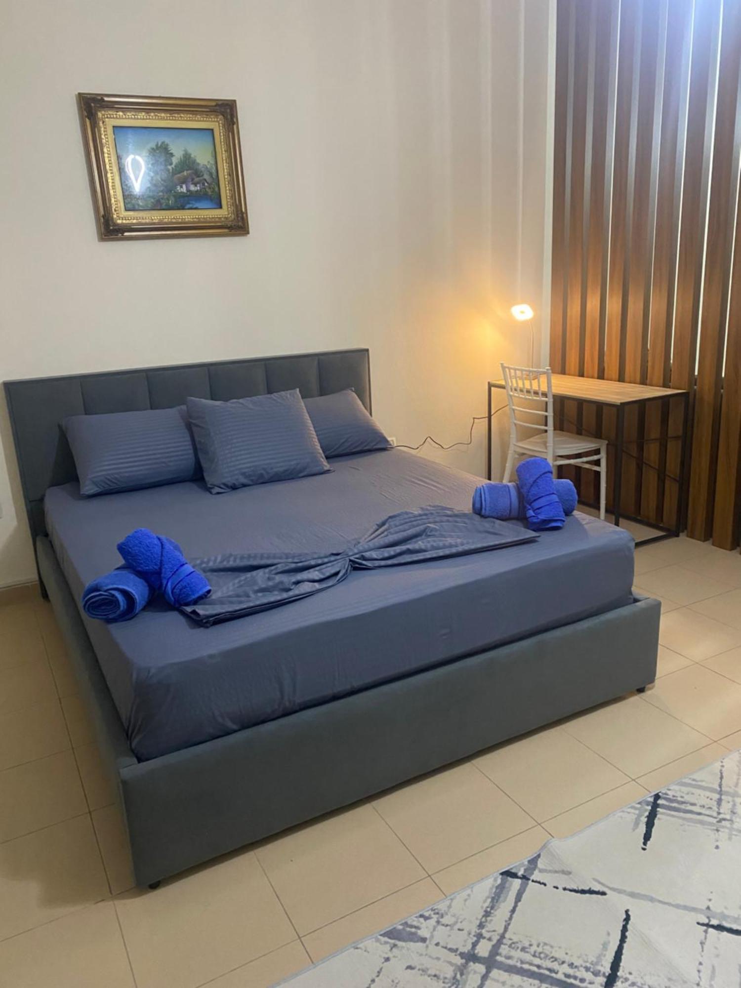 Chlo Apartment 4 Tirane Exterior photo